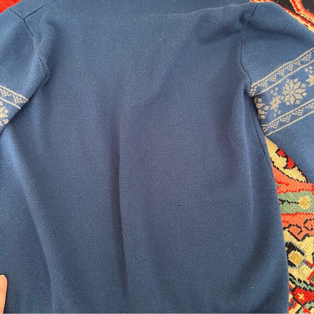 Wool sweater - Picture 7 of 9